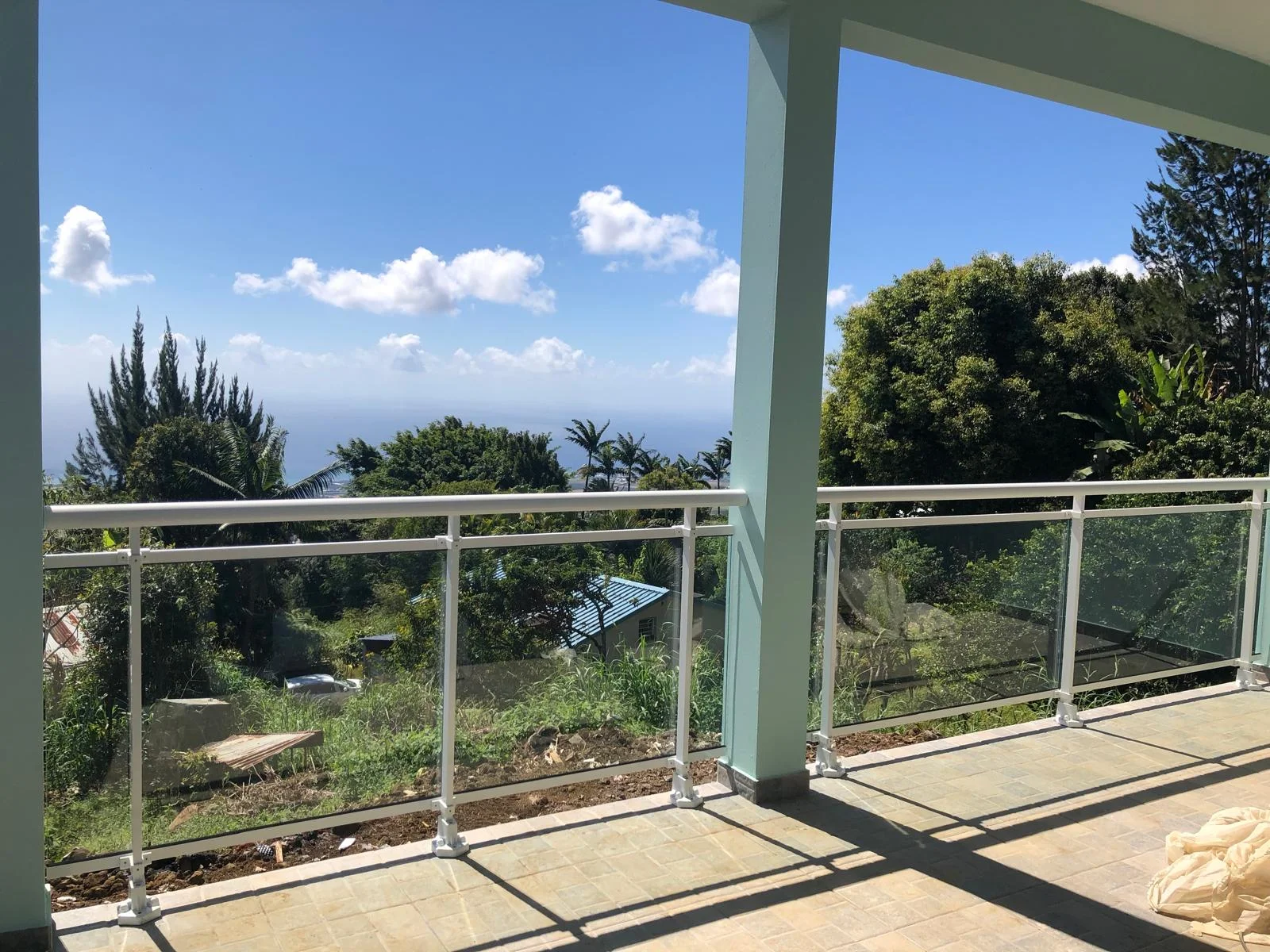 Garde-corps aluminium balustrade extérieure