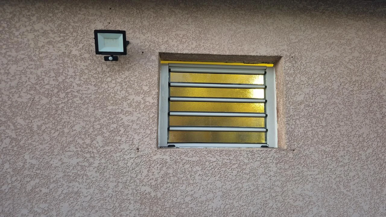 Jalousie aluminium coloris blanc