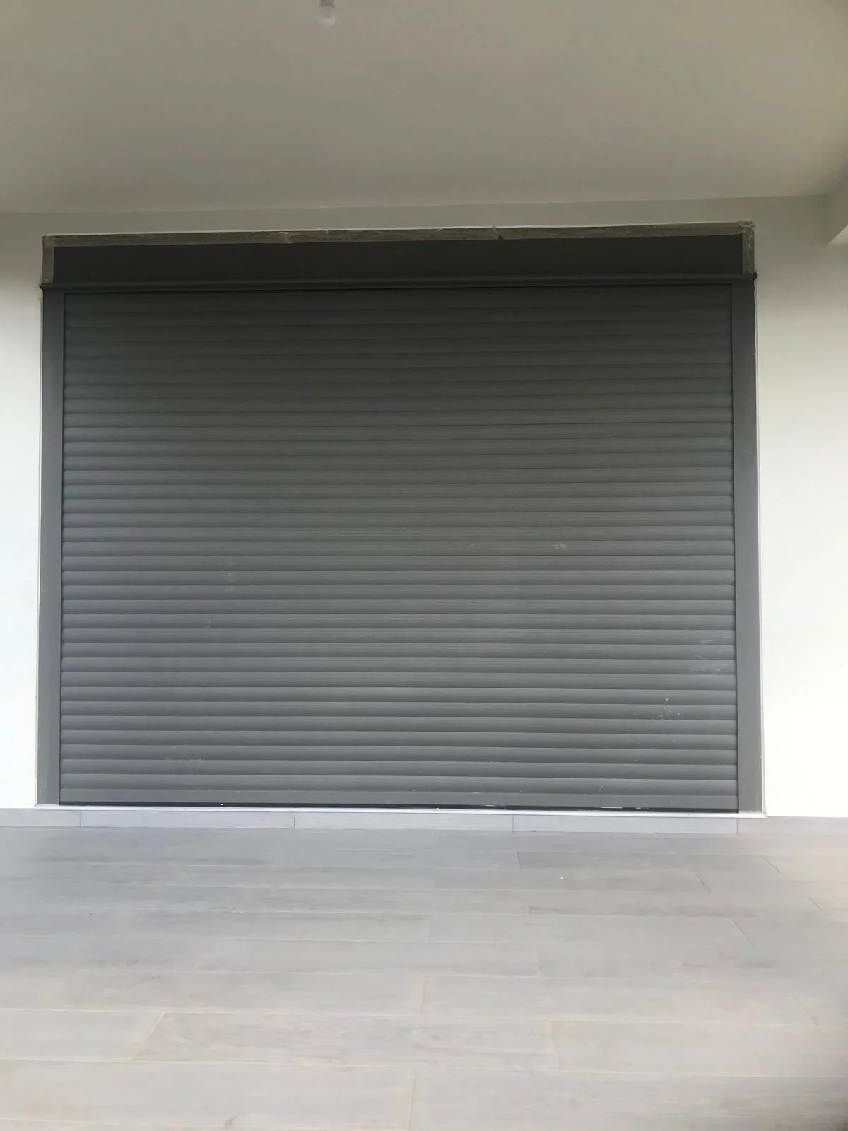 Volet roulant aluminium coffre extérieur
